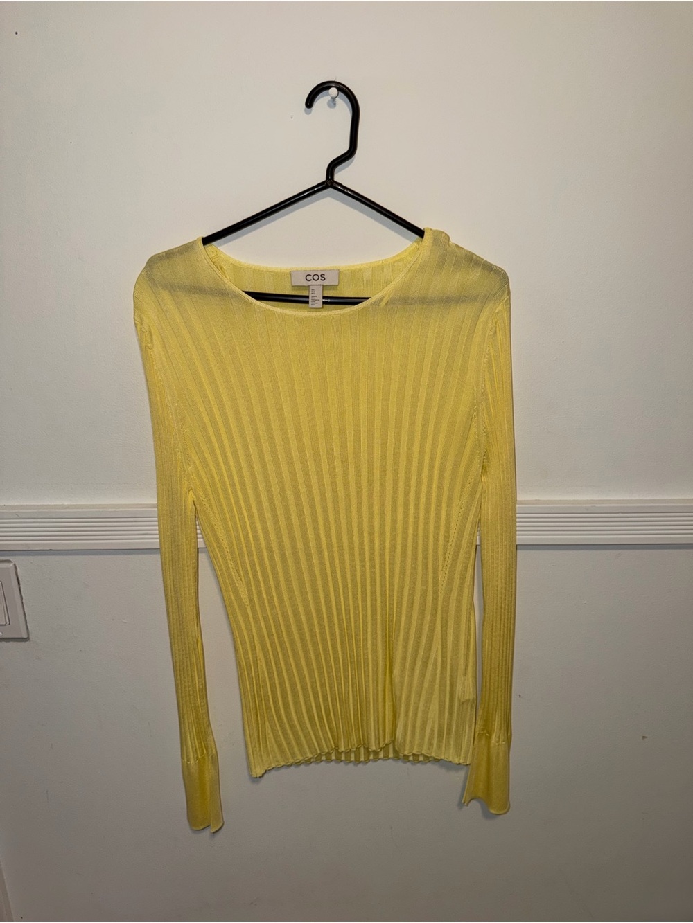 COS Lemon Ribbed Crewneck Long Sleeve Top